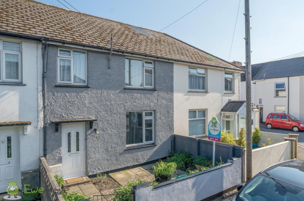 3 bedroom terraced house