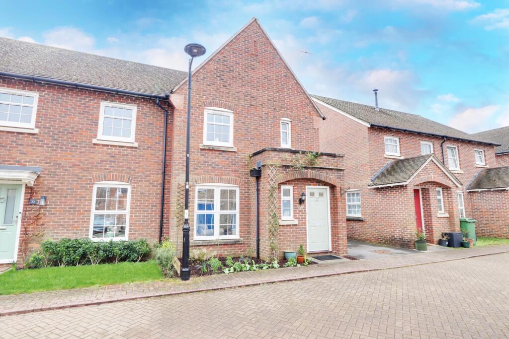 3 bedroom semidetached house for sale in Burgate Crescent, Sherfield