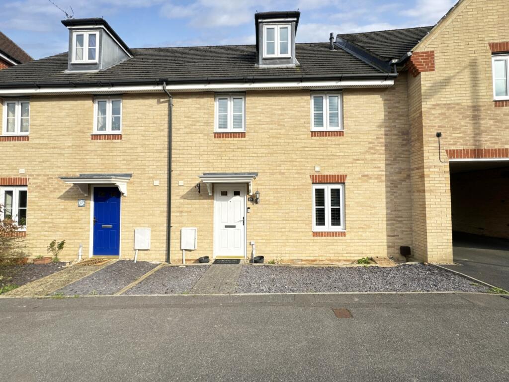 3 bedroom terraced house for sale in Coppice Pale, Chineham, Basingstoke, Hampshire, RG24