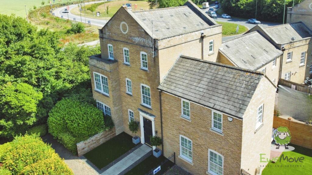 Main image of property: Compton Way, Sherfield-on-Loddon, Hook, Hampshire, RG27