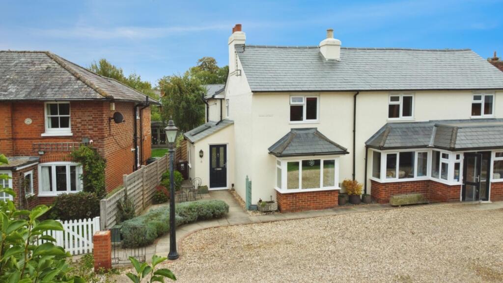 Main image of property: Dursley Cottage Sherfield Green, Sherfield-on-Loddon, Hook, Hampshire, RG27