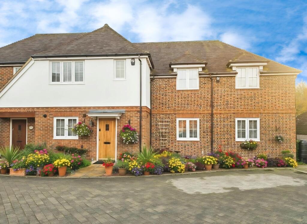 Main image of property: Garrett Court, Oakley, Basingstoke, Hampshire, RG23