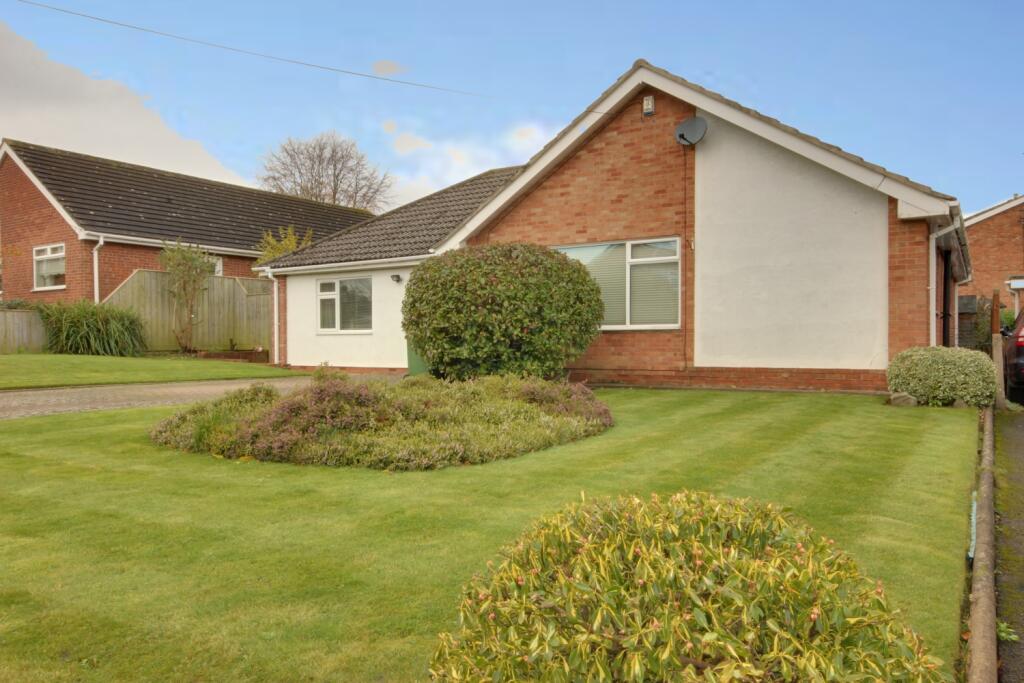 4 bedroom detached bungalow for sale in 28 Elmsall Drive, Molescroft