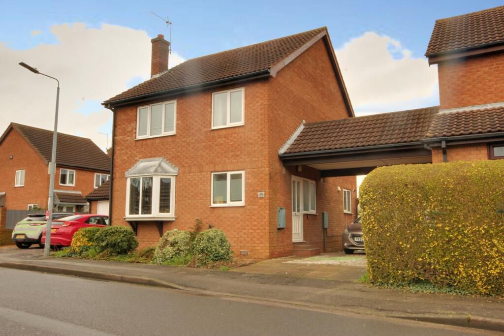 4 bedroom link detached house for sale in 44 Beverley Parklands