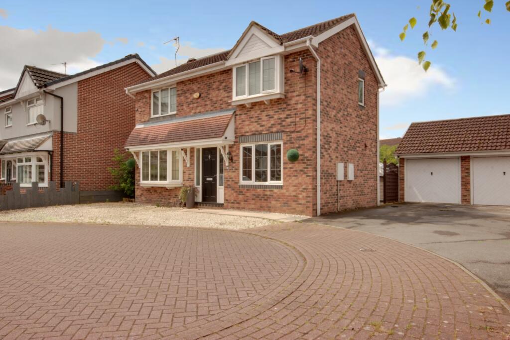 3 bedroom detached house for sale in 60 Rowan Avenue, Beverley, HU17