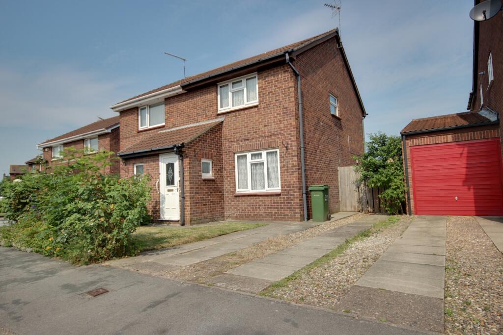 Main image of property: 35 Thurlow Avenue, Beverley
