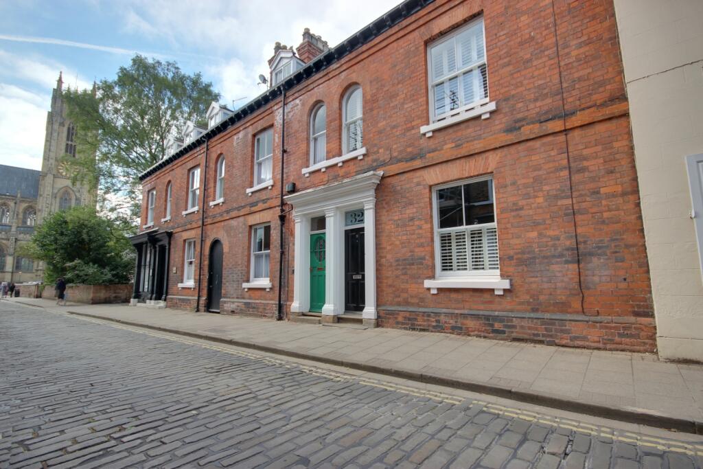 Main image of property: 32 Highgate, Beverley
