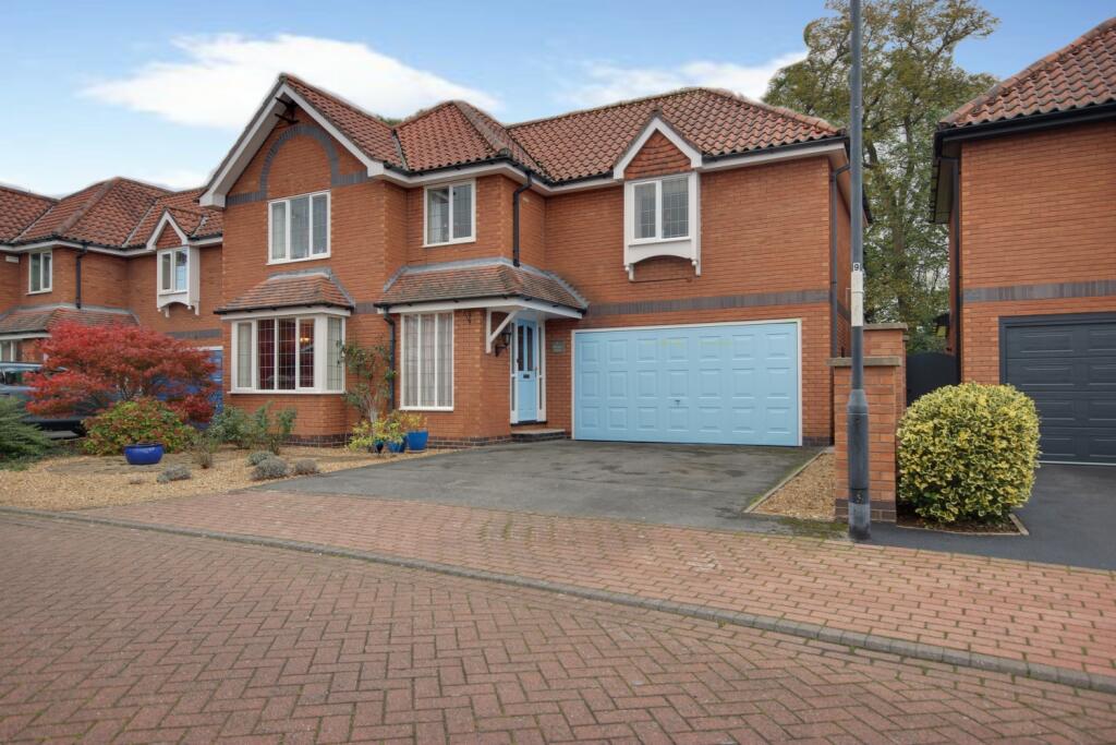 Main image of property: 16 Manor Park, Beverley