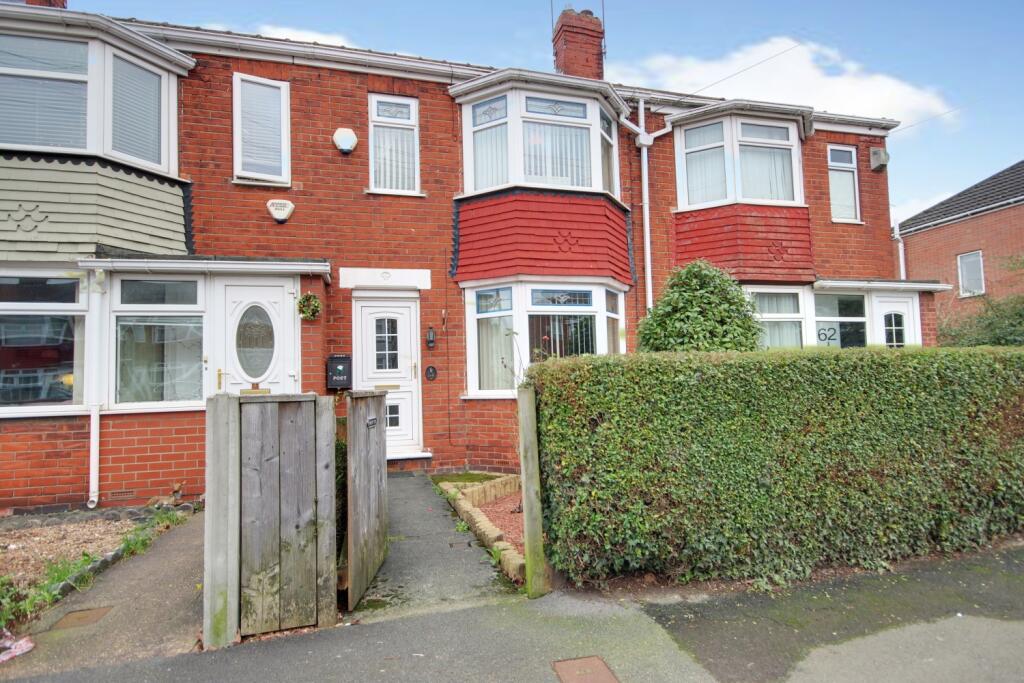 Main image of property: 64 Lamorna Avenue, Hull