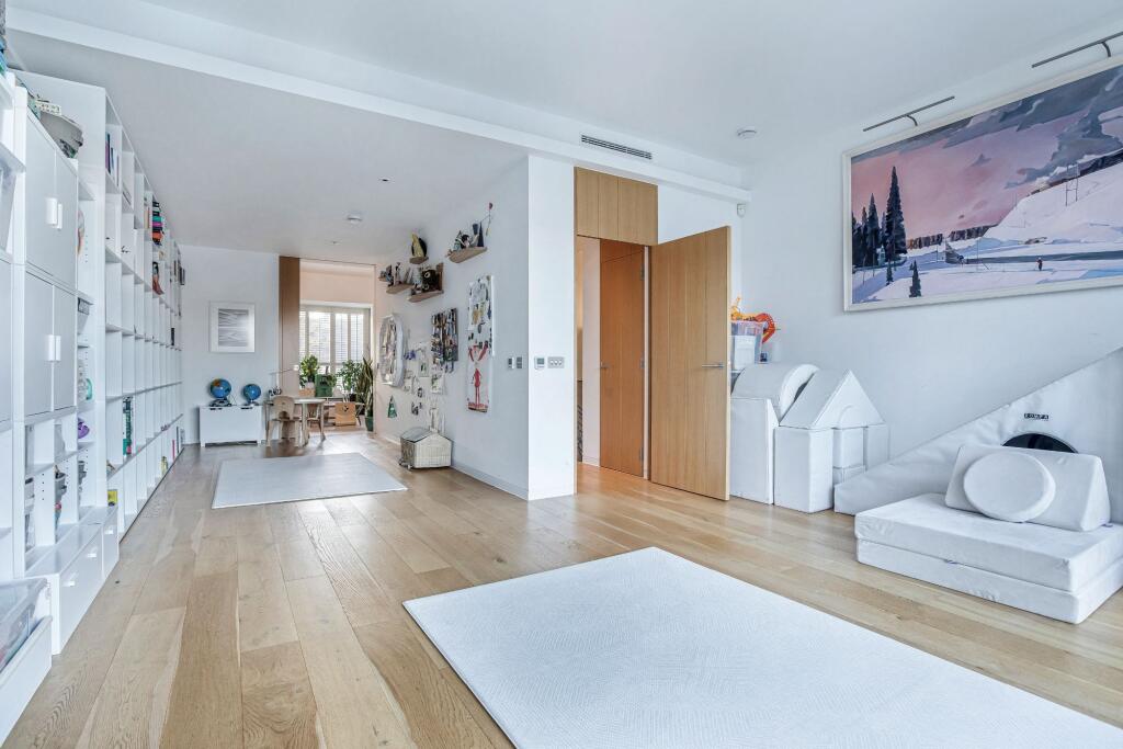 Main image of property: Pangbourne Avenue, London W10