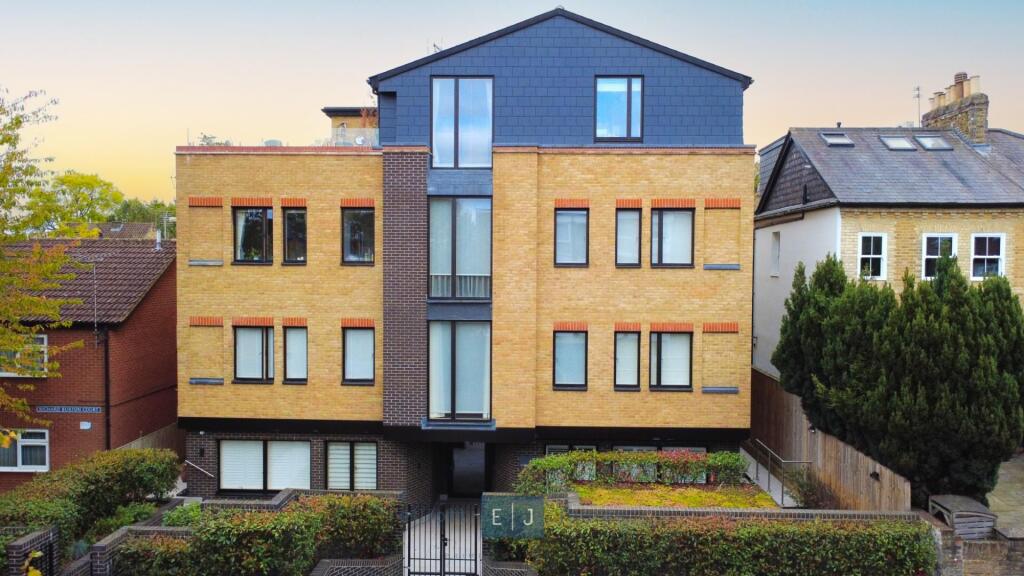 Main image of property: Palmerston Road, Buckhurst Hill