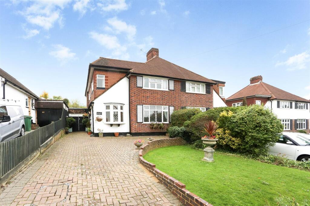 Main image of property: Oaks Avenue, Worcester Park