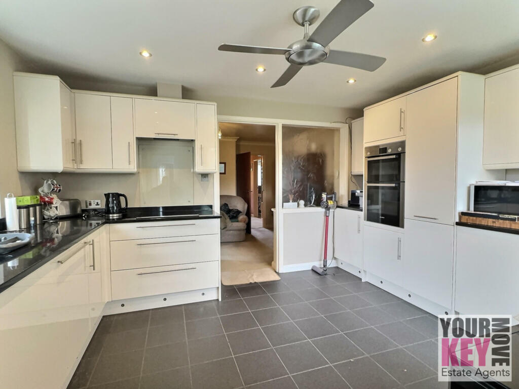Additional property image - Canterbury Road, Chilham, Canterbury, Kent CT4 8DY