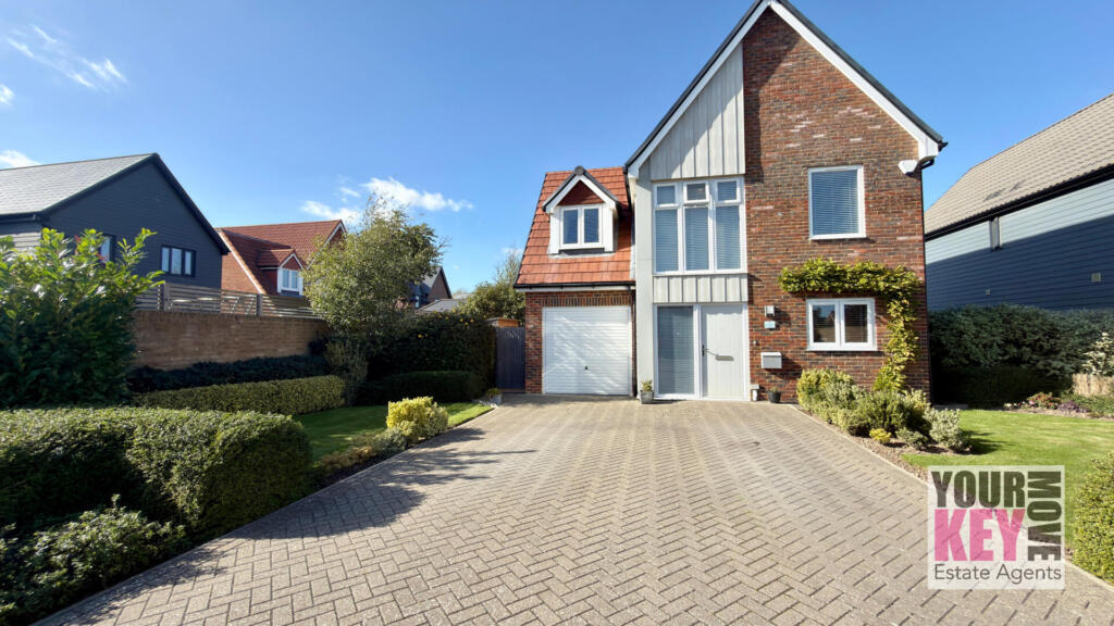 Main image of property: Crispin Close, New Romney, Kent TN28 8FT