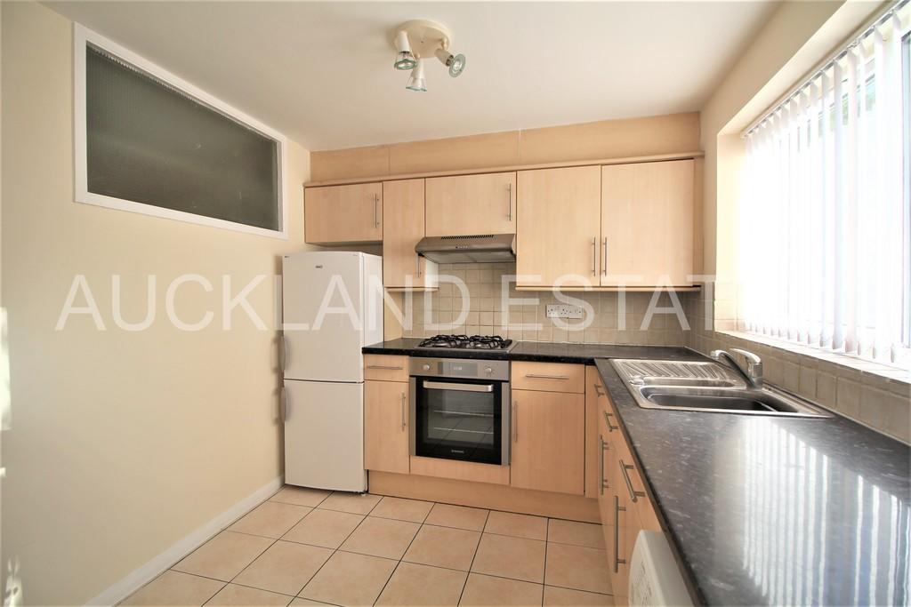 Additional property image - Alderman Close, Welham Green