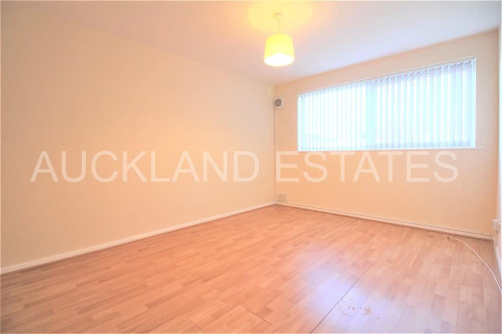 Additional property image - Alderman Close, Welham Green