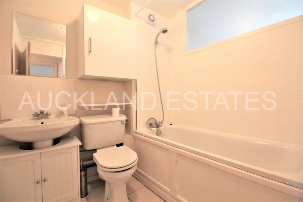 Additional property image - Alderman Close, Welham Green