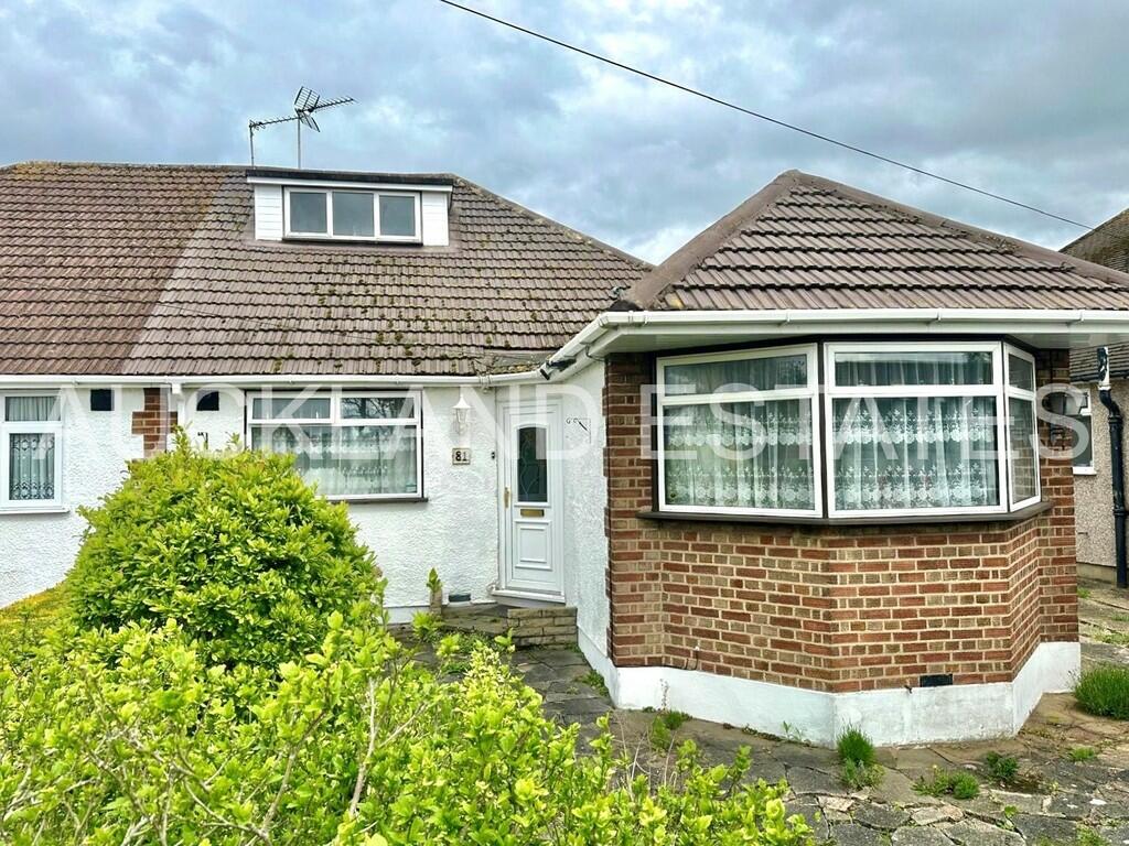 3 bedroom semidetached bungalow for sale in Sunnybank Road, Potters