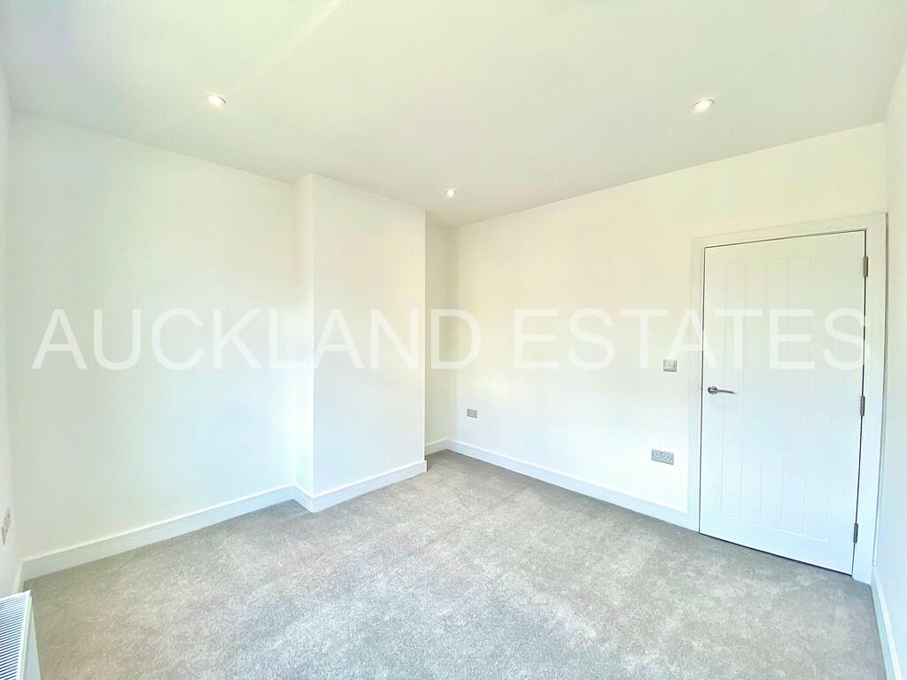 Additional property image - High Street, London Colney
