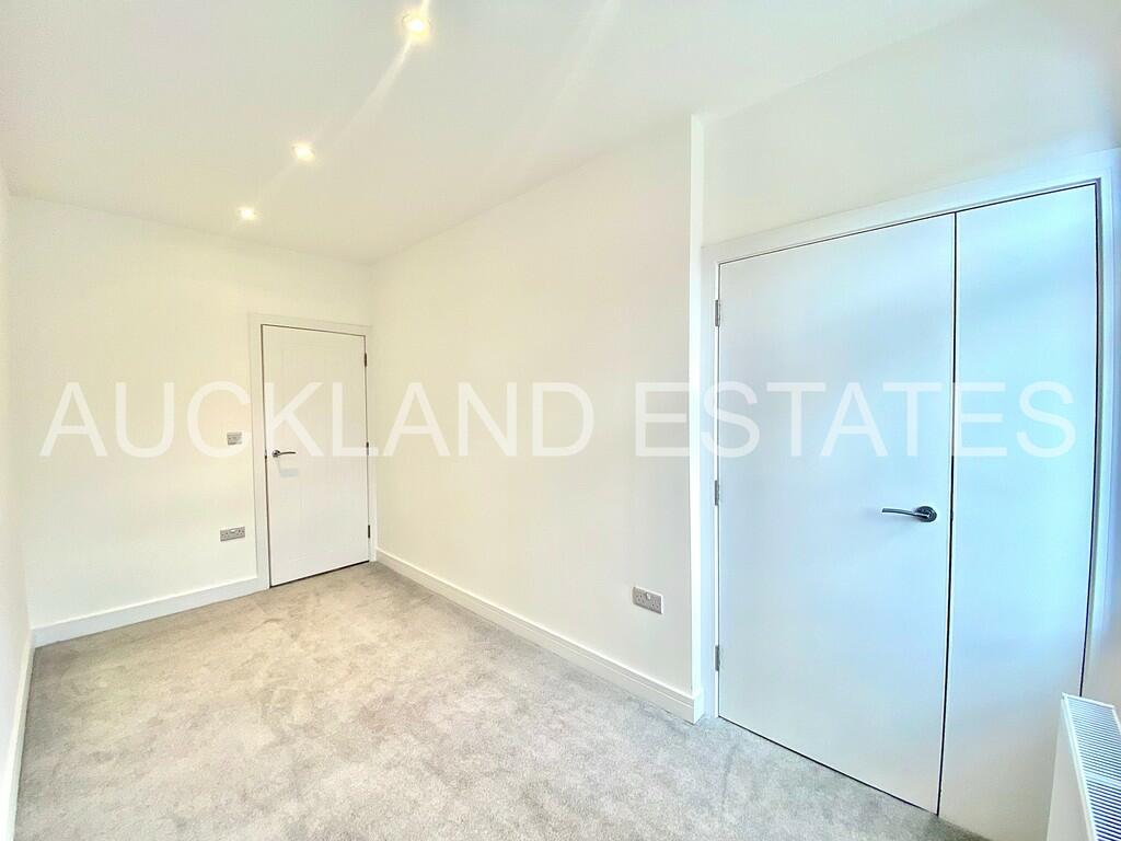Additional property image - High Street, London Colney