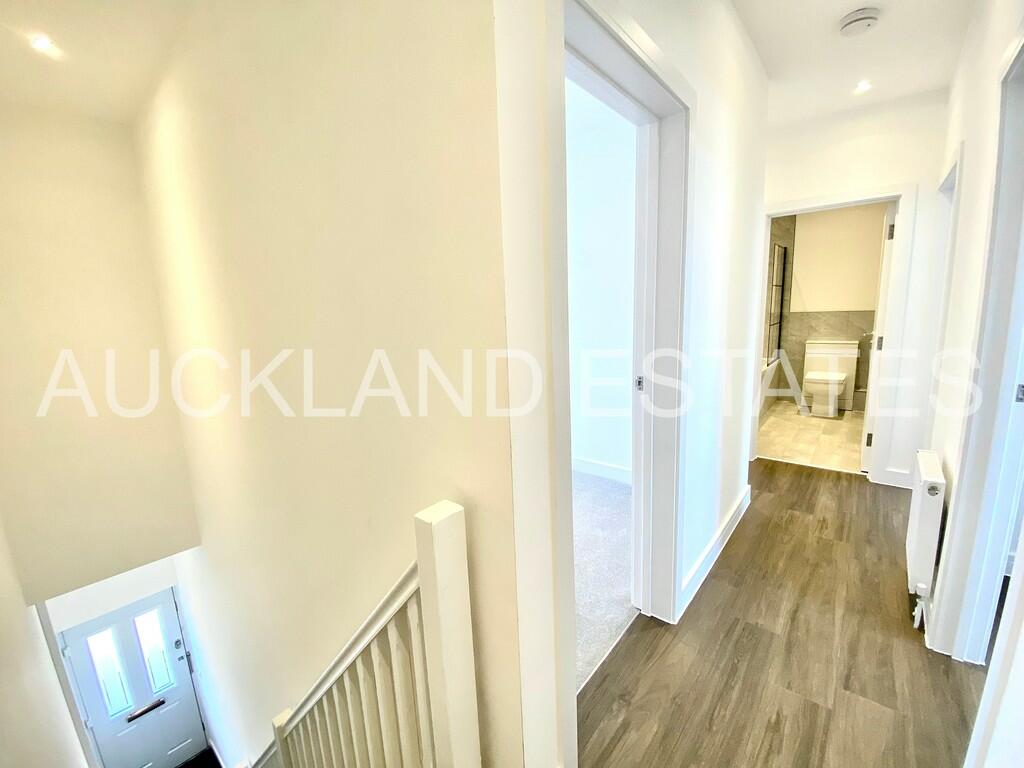 Additional property image - High Street, London Colney