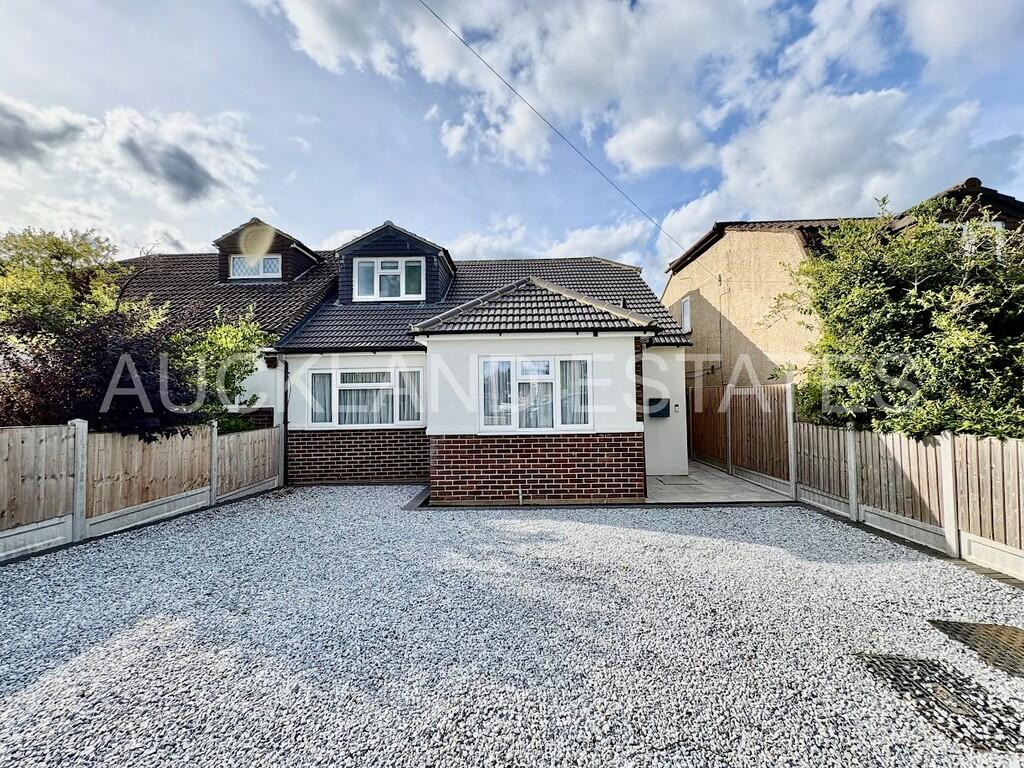 Main image of property: Field View Road, Potters Bar