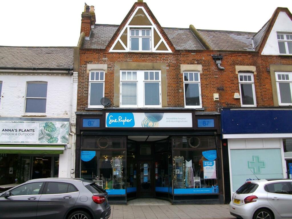 Main image of property: 87A, Broadway, Leigh On Sea, Essex, SS9