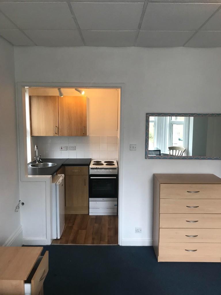 Studio flat for rent in Westwood Road, Southampton, Hampshire, SO17