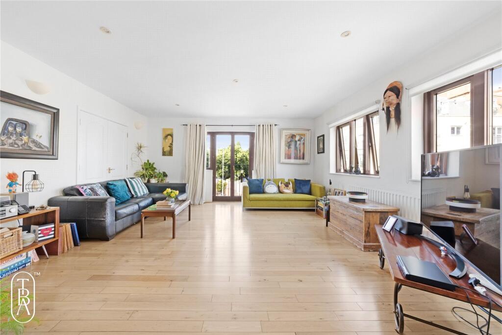 Main image of property: Sceptre Road, London, E2