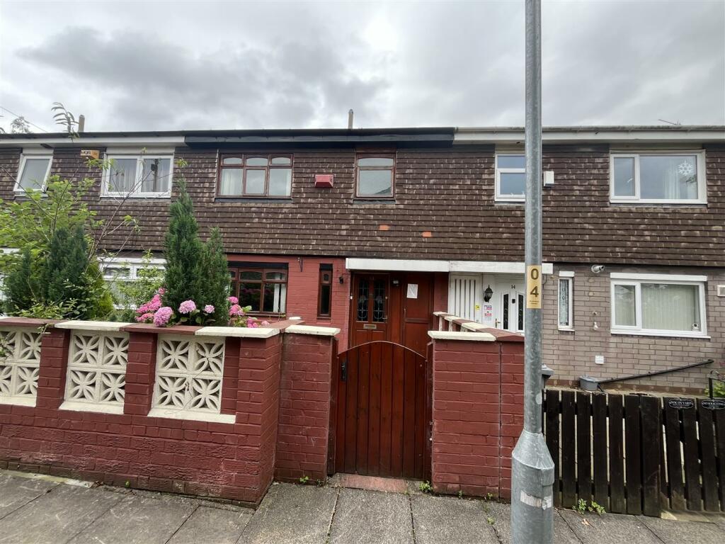 Main image of property: Moss Lane West, Manchester