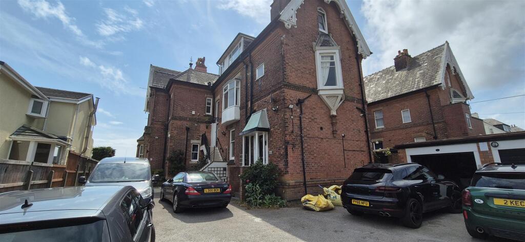 Main image of property: Erlsmere, Clifton Drive, Lytham St Annes