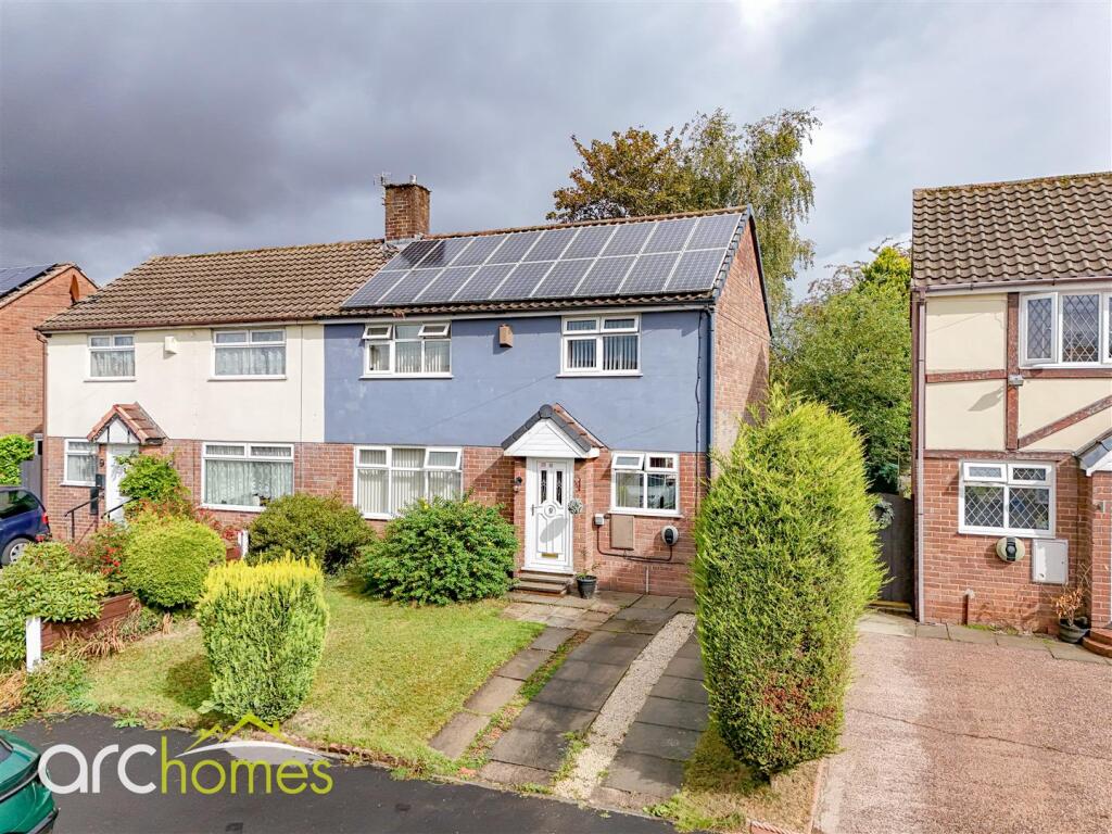3 bedroom semi-detached house