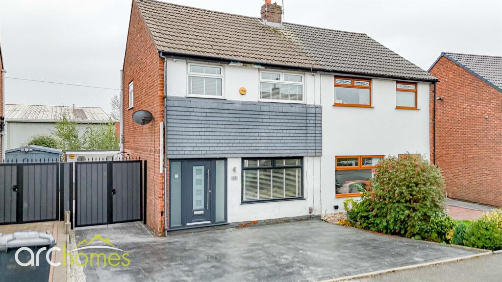 3 bedroom semi-detached house