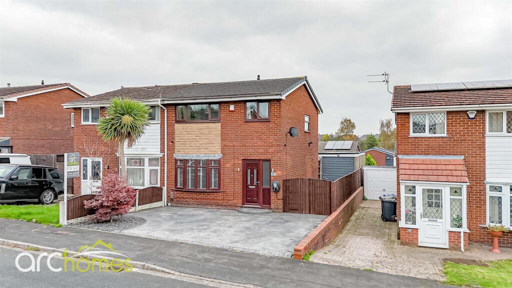 3 bedroom semi-detached house