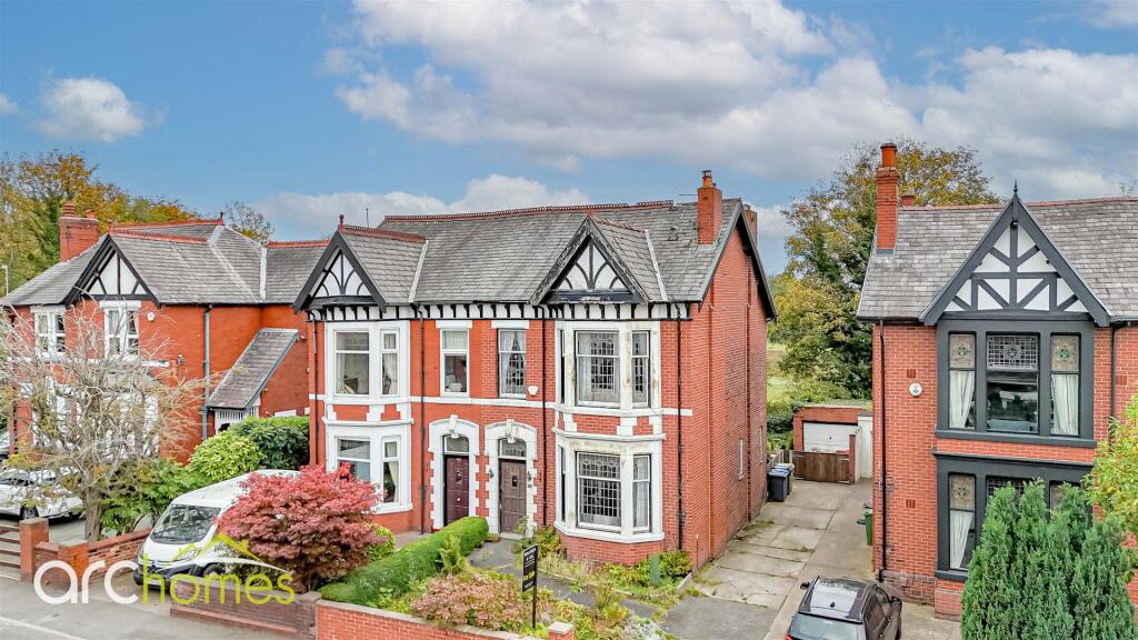 Main image of property: Bolton Road, Atherton, Manchester
