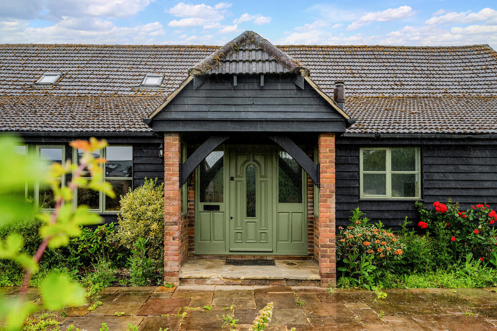 Main image of property: 5, New Barns