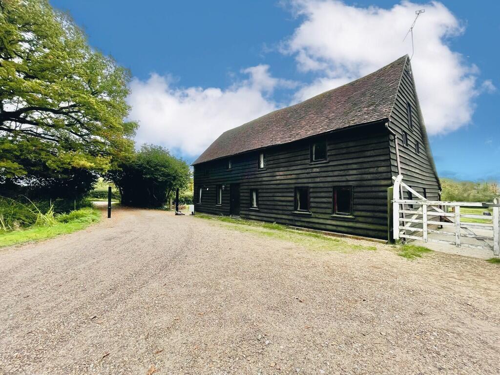Main image of property: The Barn, Nash's Farm