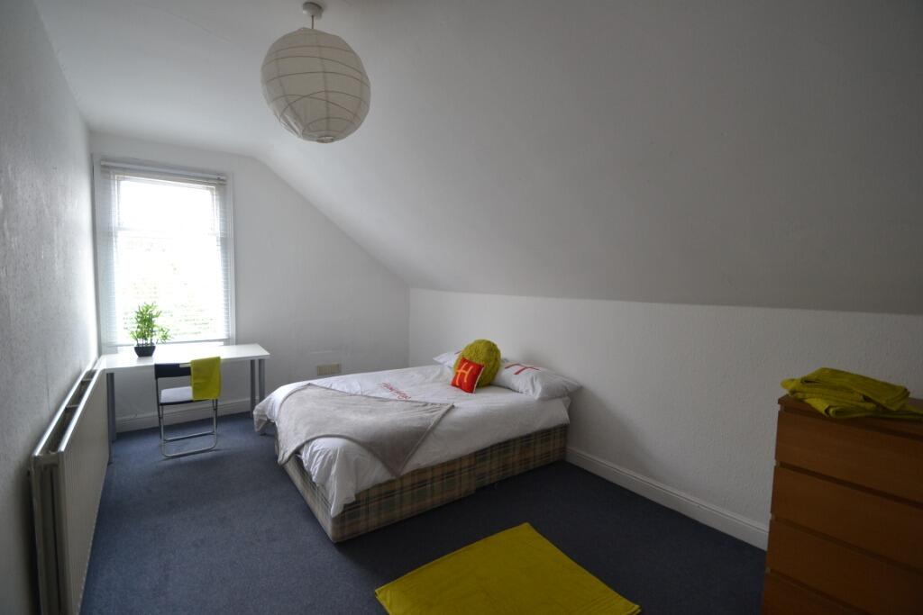 Flat to rent on Musters Road, West Bridgford, NG2