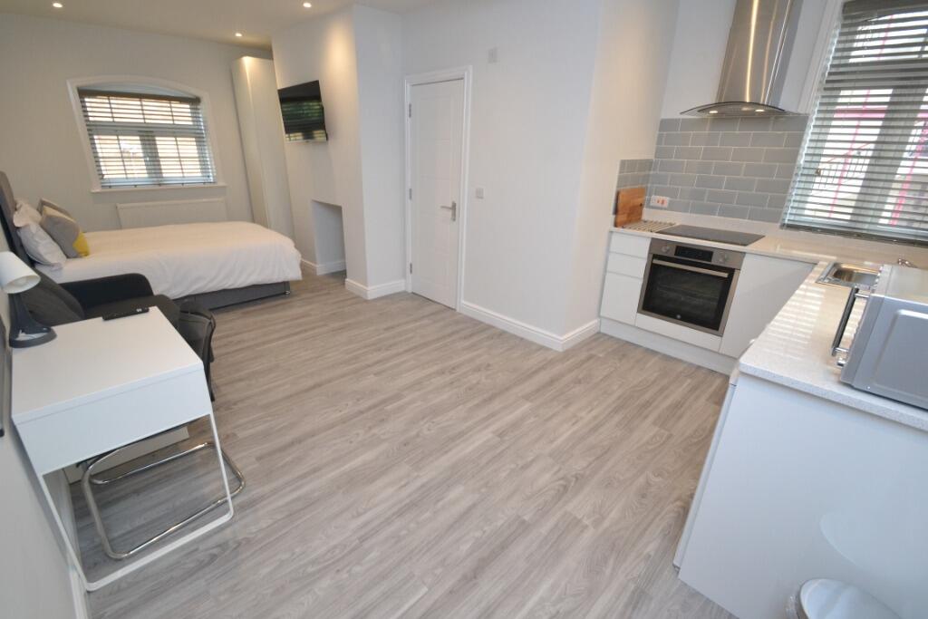 Main image of property: Woodborough Road, Nottingham, NG3