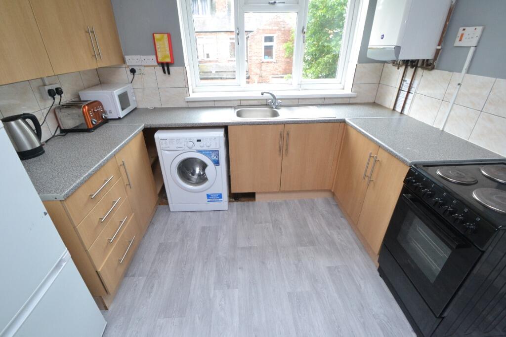 Main image of property: (3 BED) Rolleston Drive, Lenton, Nottingham, NG7