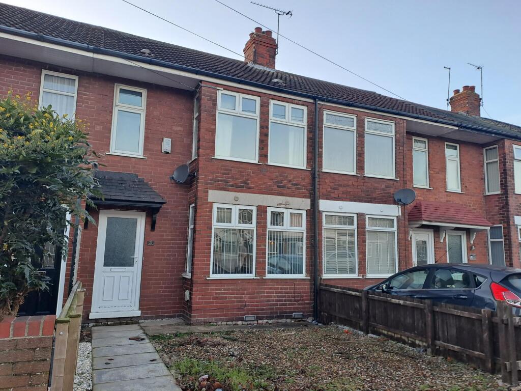 Main image of property: 25 Kirklands Road, Hull