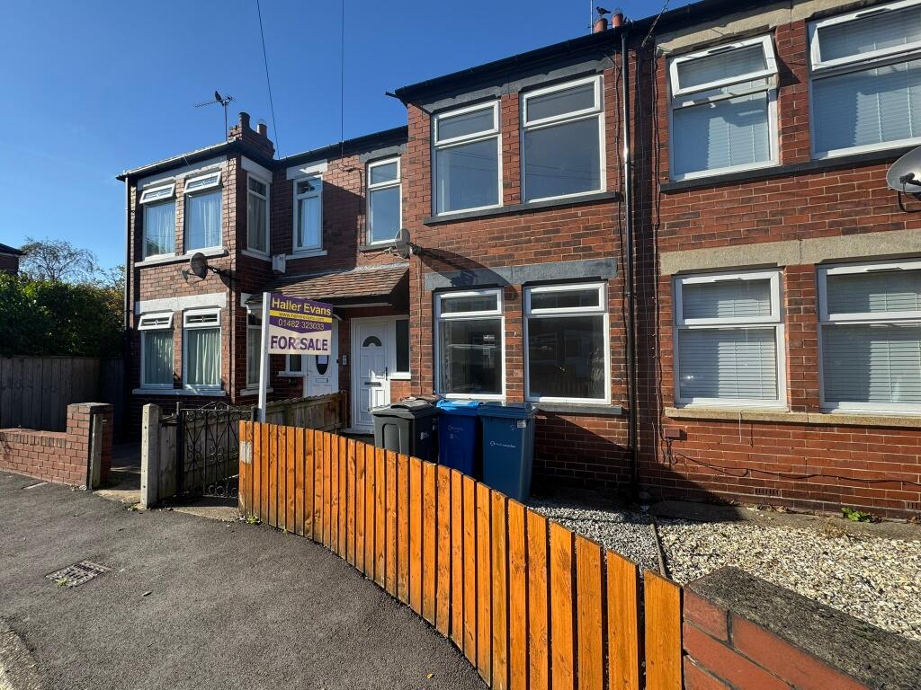 Main image of property: 44 Balmoral Avenue, Hull, HU6 7UD