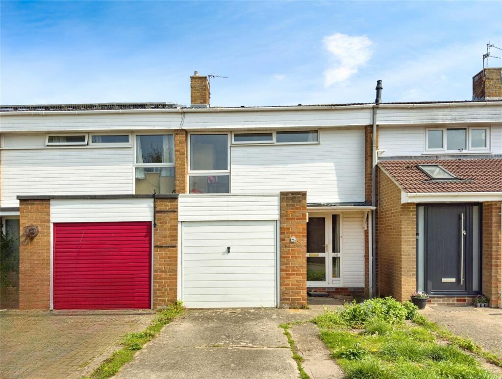 3 bedroom terraced house for sale in Falstaff Close, Eynsham, Witney, Oxfordshire, OX29