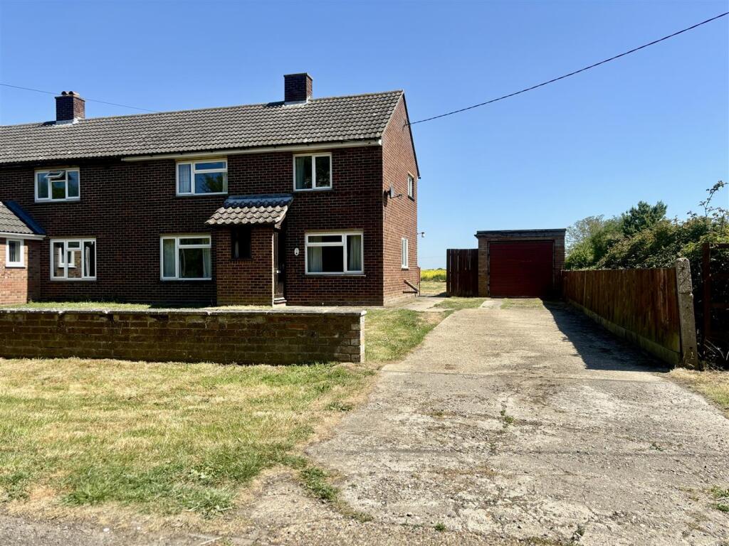 Main image of property: Middlewood Way, Earl Stonham