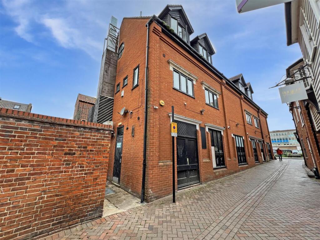 Main image of property: Tacket Street, Ipswich