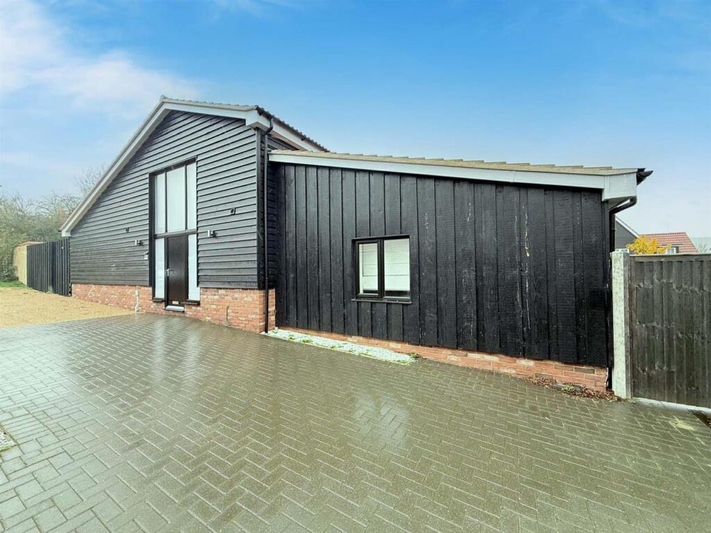 Main image of property: Green View, Baylham, Ipswich