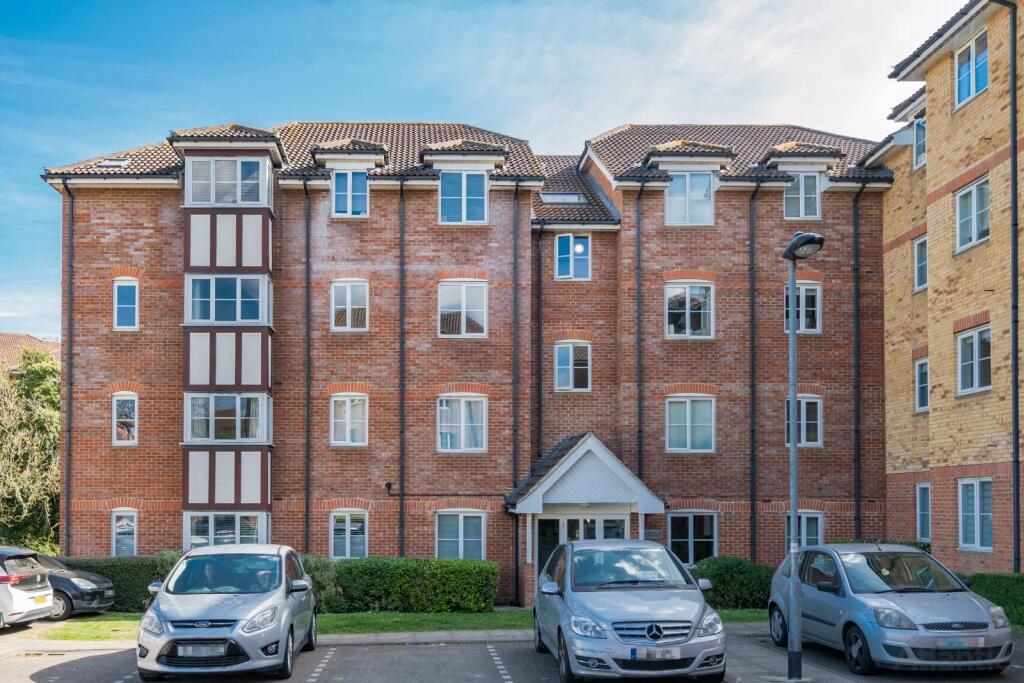 Main image of property: Yukon Road, Broxbourne, EN10