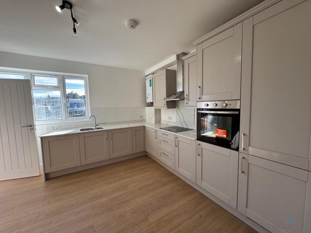 Main image of property: Darkes Lane, Potters Bar, EN6