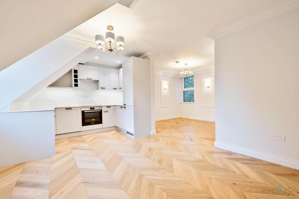 Main image of property: Linden Park Road, Tunbridge Wells, TN2 5QL