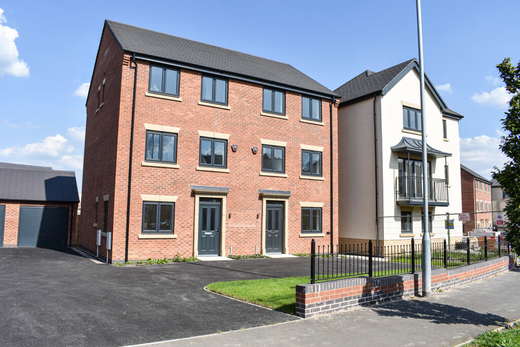 Main image of property: The Avenue, CORBY